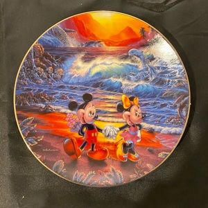Disney Lassen collector plate